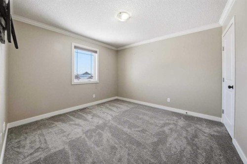 247 Kingston Way Se, Airdrie, AB - Indoor Photo Showing Other Room