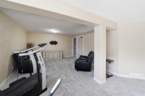 247 Kingston Way Se, Airdrie, AB - Indoor