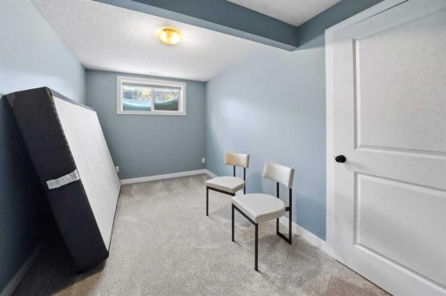 247 Kingston Way Se, Airdrie, AB - Indoor Photo Showing Other Room