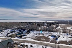 8 Aspen Rise  Parkland Beach, AB T0C 2J0