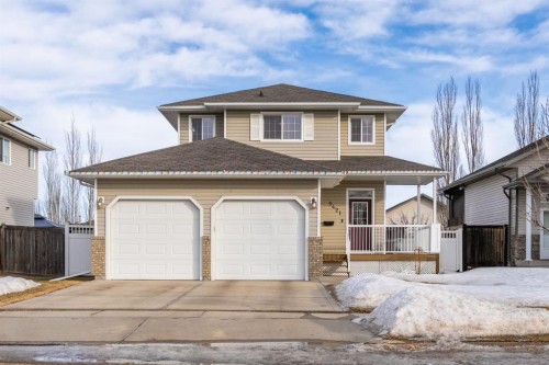 5421 60 Street  Camrose, AB T4V 4G9