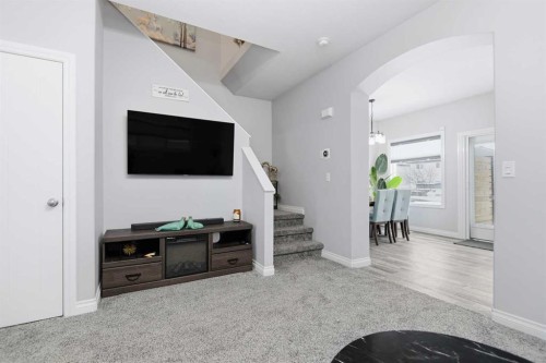 10 Adamson Avenue, Red Deer, AB - Indoor