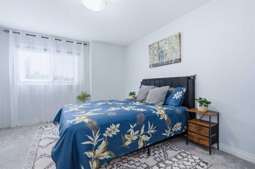 10 Adamson Avenue, Red Deer, AB - Indoor Photo Showing Bedroom