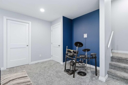 10 Adamson Avenue, Red Deer, AB - Indoor