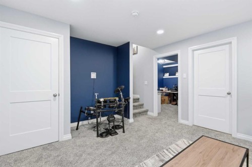 10 Adamson Avenue, Red Deer, AB - Indoor