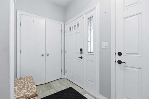 10 Adamson Avenue, Red Deer, AB - Indoor Photo Showing Other Room