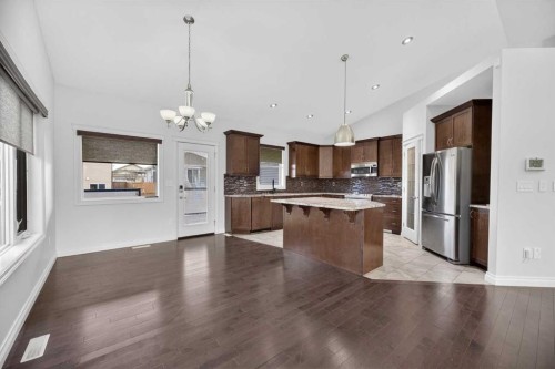 17 Viceroy Crescent, Olds, AB - Indoor Photo Showing Kitchen With Upgraded Kitchen