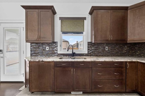 17 Viceroy Crescent, Olds, AB - Indoor Photo Showing Kitchen