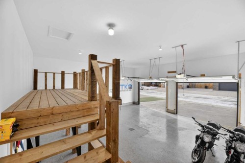 17 Viceroy Crescent, Olds, AB -  Photo Showing Other Room