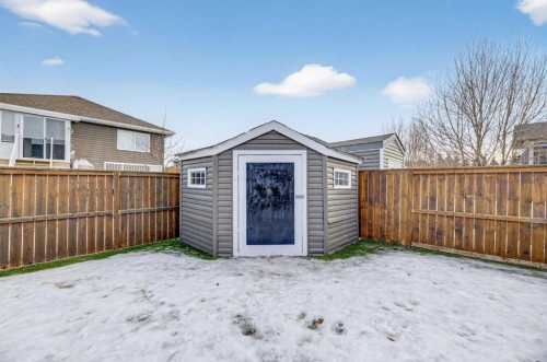 17 Viceroy Crescent, Olds, AB - Outdoor With Exterior
