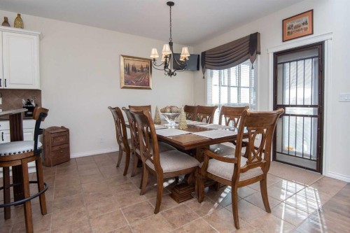 15 Volk Place, Red Deer, AB - Indoor Photo Showing Dining Room