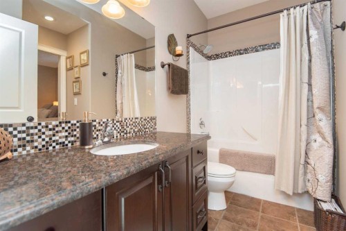 15 Volk Place, Red Deer, AB - Indoor Photo Showing Bathroom
