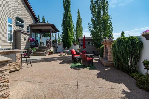 15 Volk Place, Red Deer, AB - Outdoor