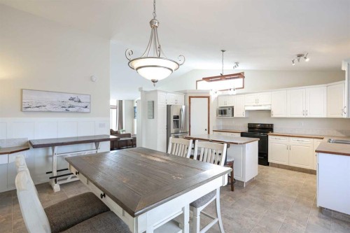 27 Falcon Crescent, Sylvan Lake, AB - Indoor
