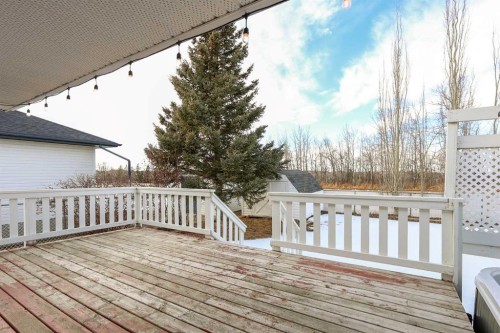 27 Falcon Crescent, Sylvan Lake, AB - Outdoor With Deck Patio Veranda With Exterior