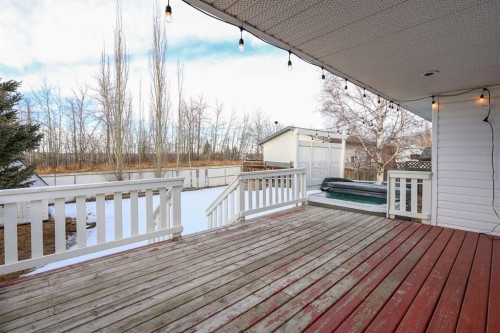 27 Falcon Crescent, Sylvan Lake, AB - Outdoor With Deck Patio Veranda With Exterior