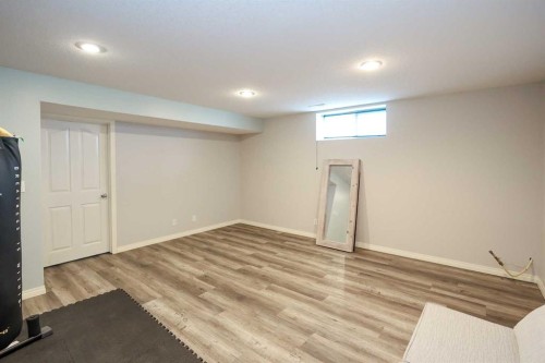 27 Falcon Crescent, Sylvan Lake, AB - Indoor Photo Showing Basement