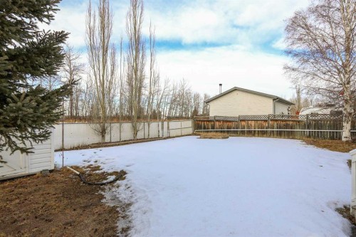 27 Falcon Crescent, Sylvan Lake, AB - Outdoor