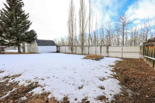 27 Falcon Crescent, Sylvan Lake, AB - Outdoor