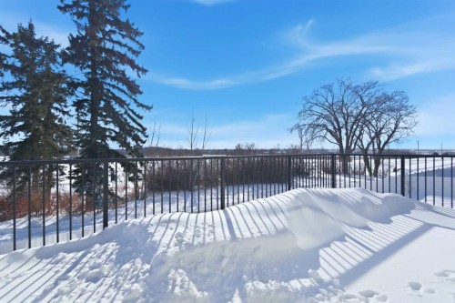 130 Mitchell Crescent, Blackfalds, AB - Outdoor