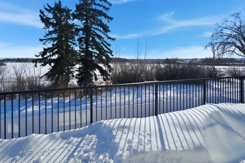 130 Mitchell Crescent, Blackfalds, AB - Outdoor