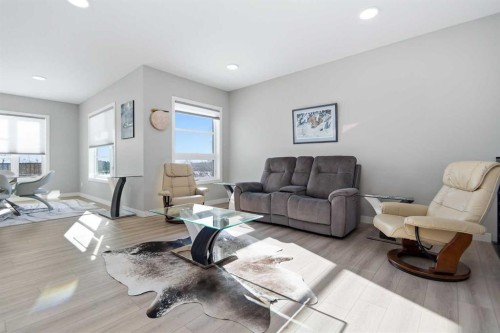 130 Mitchell Crescent, Blackfalds, AB - Indoor Photo Showing Living Room