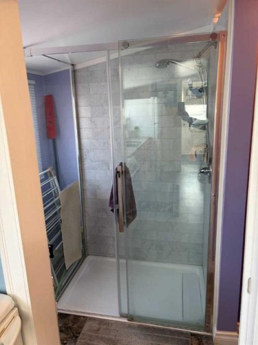 5218 50, Castor, AB - Indoor Photo Showing Bathroom