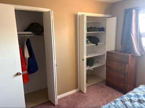 5110 51, Castor, AB - Indoor Photo Showing Bedroom