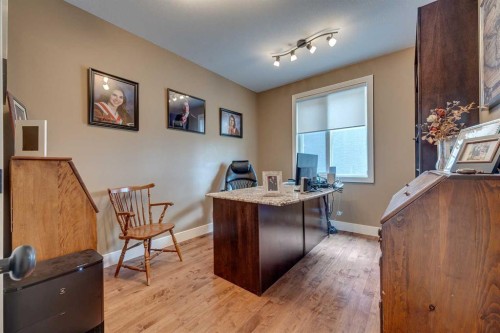 4300 Memorial Trail, Sylvan Lake, AB - Indoor Photo Showing Office