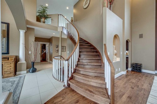 4300 Memorial Trail, Sylvan Lake, AB - Indoor Photo Showing Other Room