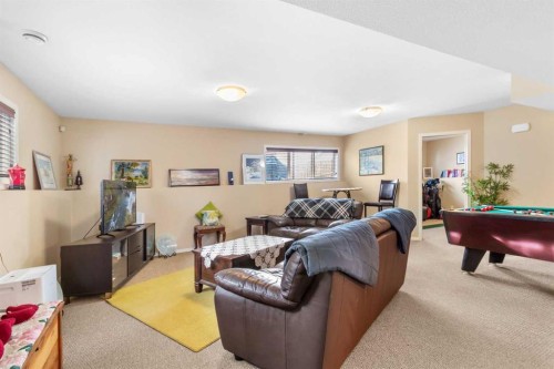 22 Morton Close, Penhold, AB - Indoor Photo Showing Other Room