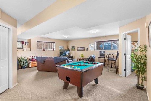 22 Morton Close, Penhold, AB - Indoor Photo Showing Other Room