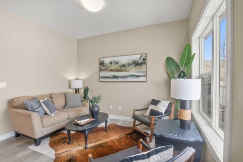 206-148 Vanier Drive, Red Deer, AB - Indoor Photo Showing Living Room