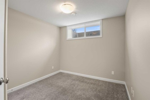 206-148 Vanier Drive, Red Deer, AB - Indoor Photo Showing Other Room