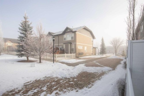206-148 Vanier Drive, Red Deer, AB - Outdoor