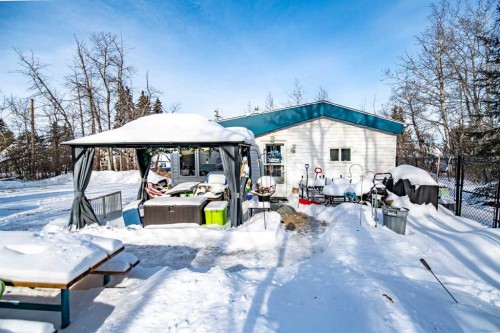 5111 47 Avenue, Sylvan Lake, AB - Outdoor With Deck Patio Veranda