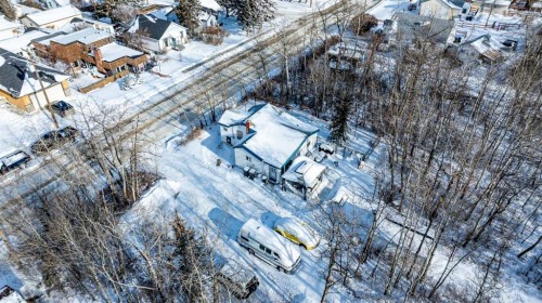 5111 47 Avenue, Sylvan Lake, AB - Outdoor