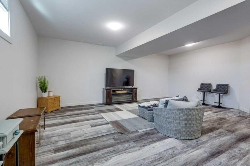 36 Thorkman Avenue, Red Deer, AB - Indoor