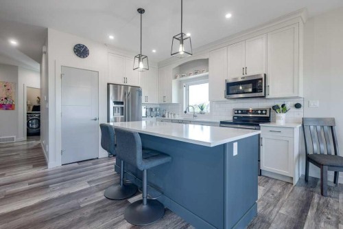 36 Thorkman Avenue, Red Deer, AB - Indoor Photo Showing Kitchen With Upgraded Kitchen