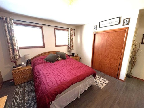 4812 47 Avenue, Forestburg, AB 