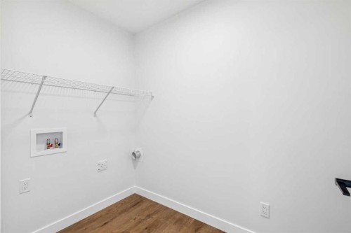 571 Buffaloberry Manor Se, Calgary, AB - Indoor With Storage