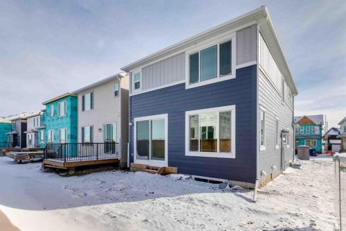 571 Buffaloberry Manor Se, Calgary, AB - Outdoor