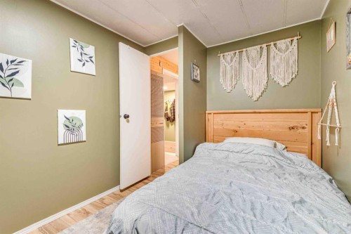 20 Mobile Drive, Three Hills, AB 