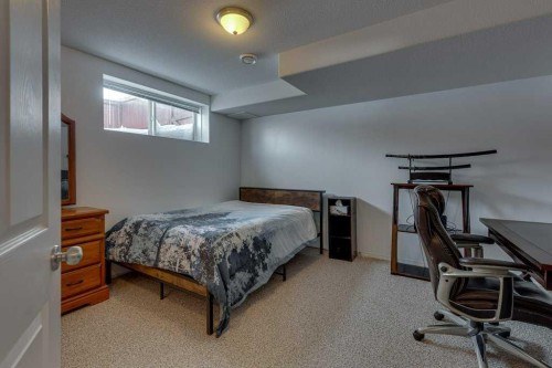 224 Iverson Close, Red Deer, AB - Indoor Photo Showing Bedroom