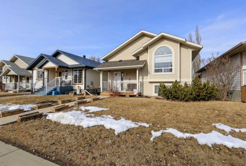 60 Fenwood Close  Sylvan Lake, AB T4S 2K4