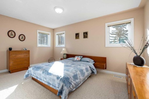 248 Lakeshore Drive, Grandview, AB - Indoor Photo Showing Bedroom
