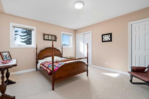 248 Lakeshore Drive, Grandview, AB - Indoor Photo Showing Bedroom