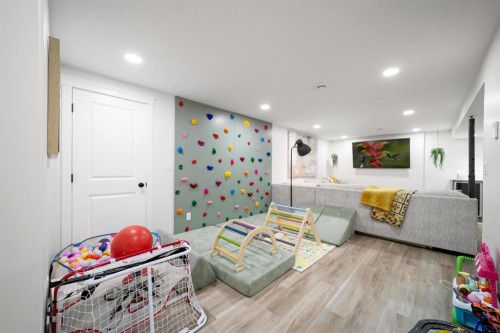 3630 Erickson Drive, Camrose, AB - Indoor