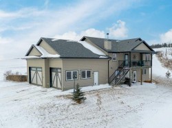 37502 Range Road 263  Rural Red Deer County, AB T4E 1J1