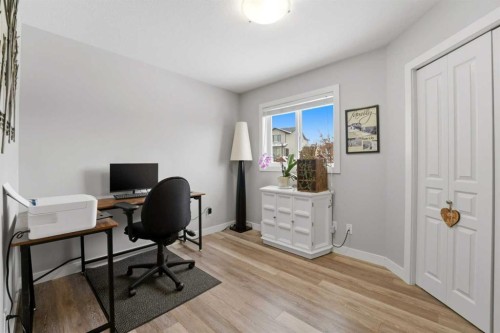 47 Illingworth Close, Red Deer, AB 